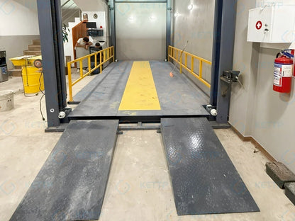 Four post vehicle floor lift (FF)
