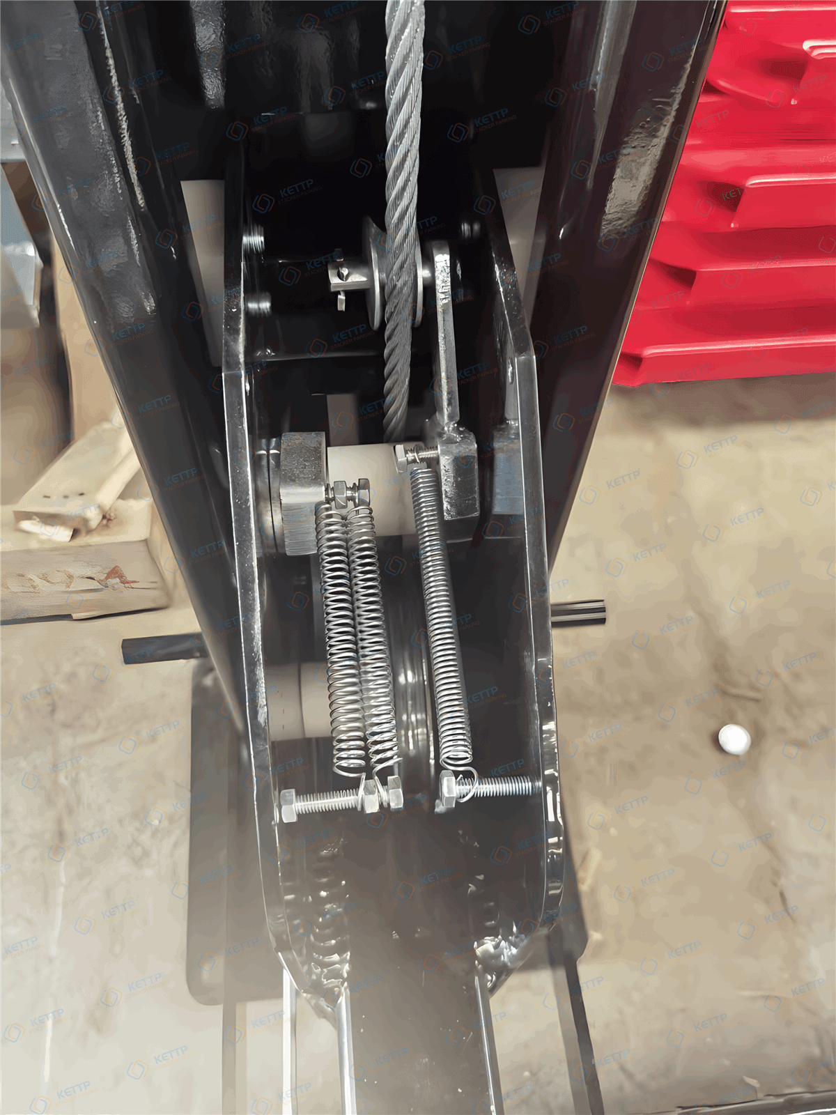 2 levels 4 post STRONG parking lift (2FS) - QINGDAO KETTP CO., LTD.