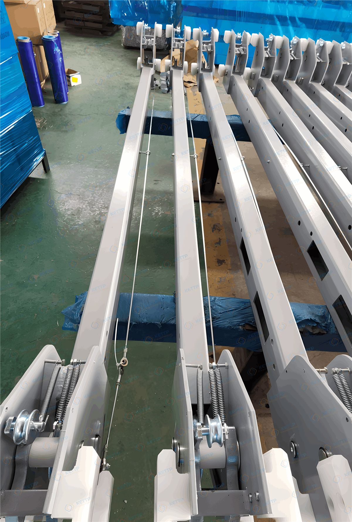 2 levels 4 post STRONG parking lift (2FS) - QINGDAO KETTP CO., LTD.