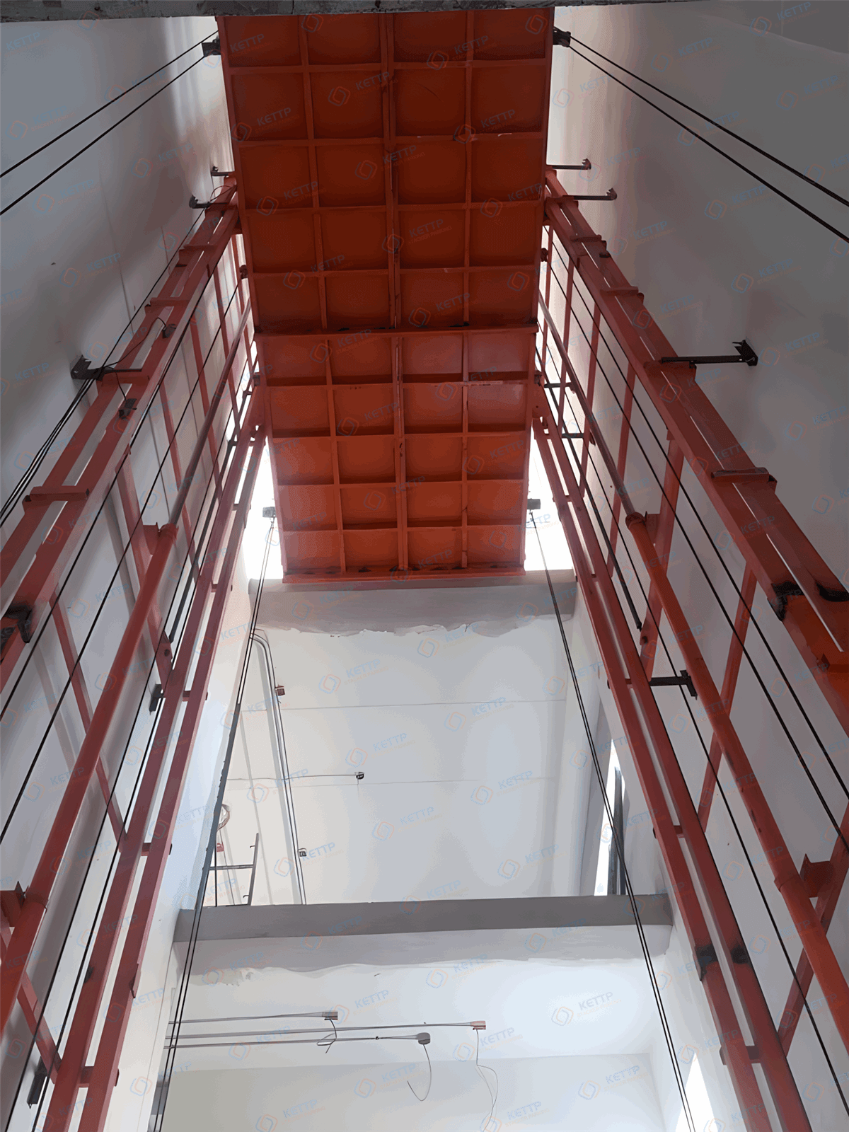 Four post floor lift(FF) - QINGDAO KETTP CO., LTD.